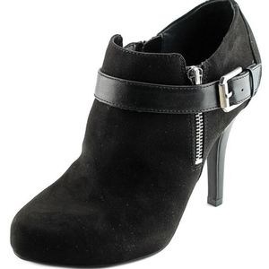 Round Toe Ankle Bootie with zippers